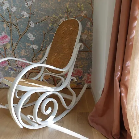 Daire Cavana Cosy With Garden Near The Sea