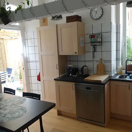 Cavana Cosy With Garden Near The Sea