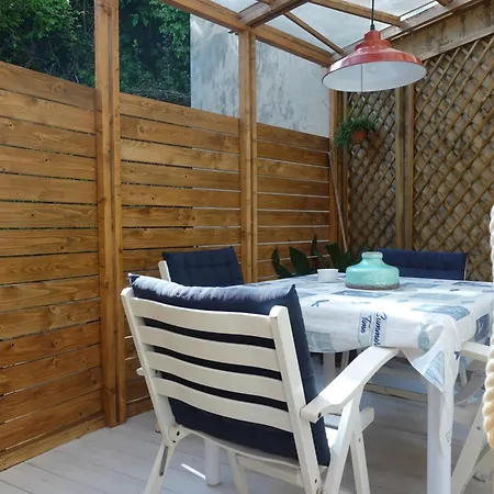 Appartement Cavana Cosy With Garden Near The Sea